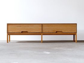 【松井木工/MATSUI MOKKO / GOODS】のLAF TV BOARD / ラフ テレビボード(木面 / 木脚) 人気、トレンドファッション・服の通販 founy(ファニー) アクリル Acrylic Material ヴィンテージ Vintage Style シンプル Simple, Minimal チェリー Cherry, Cherry Pattern モダン Modern, Contemporary ホーム・キャンプ・アウトドア・お取り寄せ Home Living / Home & Lifestyle / Camping Gear / Outdoor Camping 家具・インテリア Home Furniture & Interior. Stylish & Functional Living Spaces テレビボード・テレビ台 TV Cabinets & Consoles テレビ台・TVボード Tv Board |ID:prp329100004898609