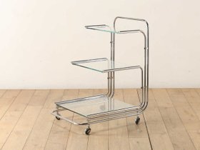 【ロイズ アンティークス/Lloyd's Antiques / GOODS】のReal Antique Fontana Arte Chrome Tea Cart / イタリアアンティーク家具 フォンタナ アルテ クロムティーカート 人気、トレンドファッション・服の通販 founy(ファニー) アンティーク Antique-Inspired イタリア Italy ガラス Glass, Glassware フレーム Frame, Outline ホーム・キャンプ・アウトドア・お取り寄せ Home Living / Home & Lifestyle / Camping Gear / Outdoor Camping キッチン・ダイニング Kitchen & Dining Essentials. Stylish & Functional Tableware キッチン収納 Kitchen Storage キッチン収納・食器棚・レンジ台 Kitchen Cabinet |ID:prp329100004903189