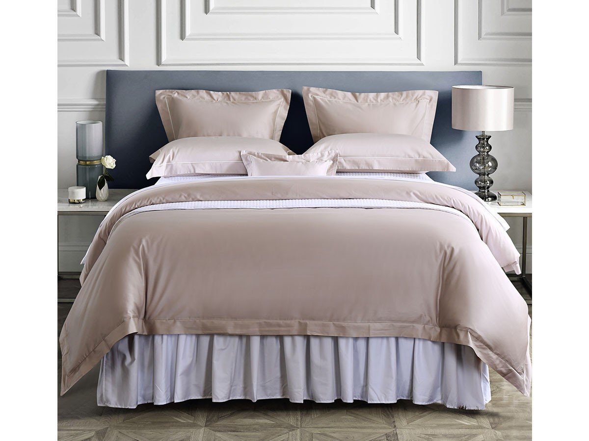 【ホテルライクインテリア/HOTEL LIKE INTERIOR / GOODS】の400TC Cotton Sateen / 400TC コットンサテン 掛け布団カバー / ボックスシーツ インテリア・キッズ・メンズ・レディースファッション・服の通販 founy(ファニー) 　サテン　Satin, Glossy Fabric　なめらか　Smooth, Silky Texture　バランス　Balance, Style Balance　ボックス　Boxy, Box Shape　ラグジュアリー　Luxury, Elegant　リネン　Linen, Linen Fabric　送料無料　Free Shipping　エレガント 上品　Elegant　ホーム・キャンプ・アウトドア・お取り寄せ　Home Living / Home & Lifestyle / Camping Gear / Outdoor Camping　家具・インテリア　Home Furniture & Interior. Stylish & Functional Living Spaces　その他 インテリア雑貨、家具　Home Decor & Furniture Extras　掛け布団カバー:サンド 1点、ボックスシーツ:ホワイト 1点|ID: prp329100004903344 ipo3291000000036699028