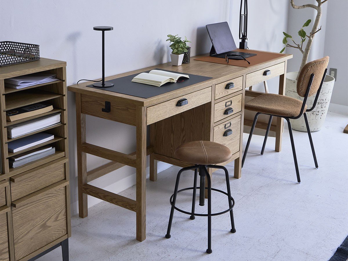 【ノットアンティークス/knot antiques / CRASH GATE / GOODS】のCONVEX STOOL L / コンベックス 昇降スツール L(リサイクルレザー) インテリア・キッズ・メンズ・レディースファッション・服の通販 founy(ファニー) 　ダブル　Double, Double-Breasted　ホーム・キャンプ・アウトドア・お取り寄せ　Home Living / Home & Lifestyle / Camping Gear / Outdoor Camping　家具・インテリア　Home Furniture & Interior. Stylish & Functional Living Spaces　チェア・椅子　Seating & Chairs　スツール・バースツール　Stools & Bar Stools　ホーム・キャンプ・アウトドア・お取り寄せ　Home Living / Home & Lifestyle / Camping Gear / Outdoor Camping　家具・インテリア　Home Furniture & Interior. Stylish & Functional Living Spaces　チェア・椅子　Seating & Chairs　カウンターチェア・ハイチェア　Bar Stools / High Stools　参考イメージ|ID: prp329100004903357 ipo3291000000036699292