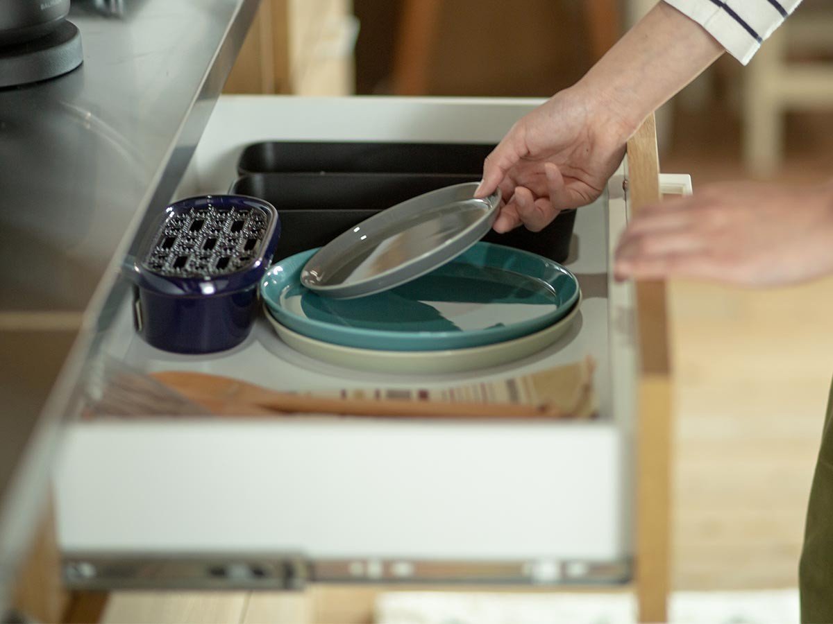 【ノラ/nora / GOODS】のLINDT COUNTER / リンツ カウンター 幅110cm インテリア・キッズ・メンズ・レディースファッション・服の通販 founy(ファニー) 　シンプル　Simple, Minimal　テーブル　Table, Dining Table　送料無料　Free Shipping　ホーム・キャンプ・アウトドア・お取り寄せ　Home Living / Home & Lifestyle / Camping Gear / Outdoor Camping　キッチン・ダイニング　Kitchen & Dining Essentials. Stylish & Functional Tableware　キッチン収納　Kitchen Storage　キッチン収納・食器棚・レンジ台　Kitchen Cabinet　参考イメージ|ID: prp329100004903520 ipo3291000000036701149