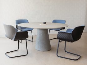 【アンドリュー ワールド/Andreu World / GOODS】のReverse Conference / リバースコンフェレンス(セメントフィニッシュ) 人気、トレンドファッション・服の通販 founy(ファニー) おすすめ Recommended / Our Picks テーブル Table, Dining Table フォルム Silhouette, Form ラウンド Round, Round Neck ホーム・キャンプ・アウトドア・お取り寄せ Home Living / Home & Lifestyle / Camping Gear / Outdoor Camping 家具・インテリア Home Furniture & Interior. Stylish & Functional Living Spaces テーブル Dining, Coffee & Side Tables ダイニングテーブル・食卓テーブル Dining Tables |ID:prp329100004904204