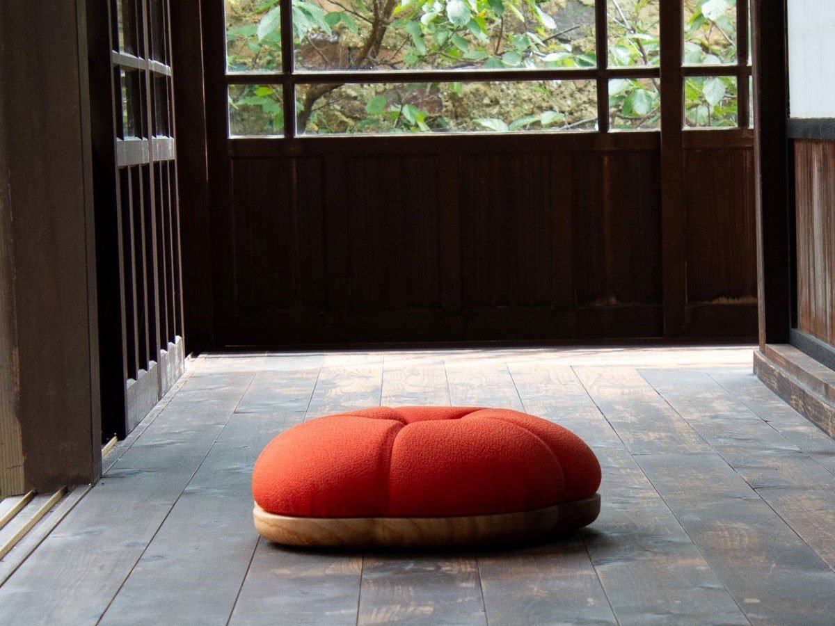 【酒見椅子店/SAKEMI ISUTEN / GOODS】のZa monaca / 座 モナカ インテリア・キッズ・メンズ・レディースファッション・服の通販 founy(ファニー) 　送料無料　Free Shipping　カラフル　Colorful Design　クッション　Cushion, Throw Pillow　モチーフ　Motif, Design Theme　ホーム・キャンプ・アウトドア・お取り寄せ　Home Living / Home & Lifestyle / Camping Gear / Outdoor Camping　家具・インテリア　Home Furniture & Interior. Stylish & Functional Living Spaces　チェア・椅子　Seating & Chairs　ローチェア・和風座椅子　Floor & Low Chairs　座面タイプ:椿(レンガ)、ウッド:センダン|ID: prp329100004908791 ipo3291000000036769877