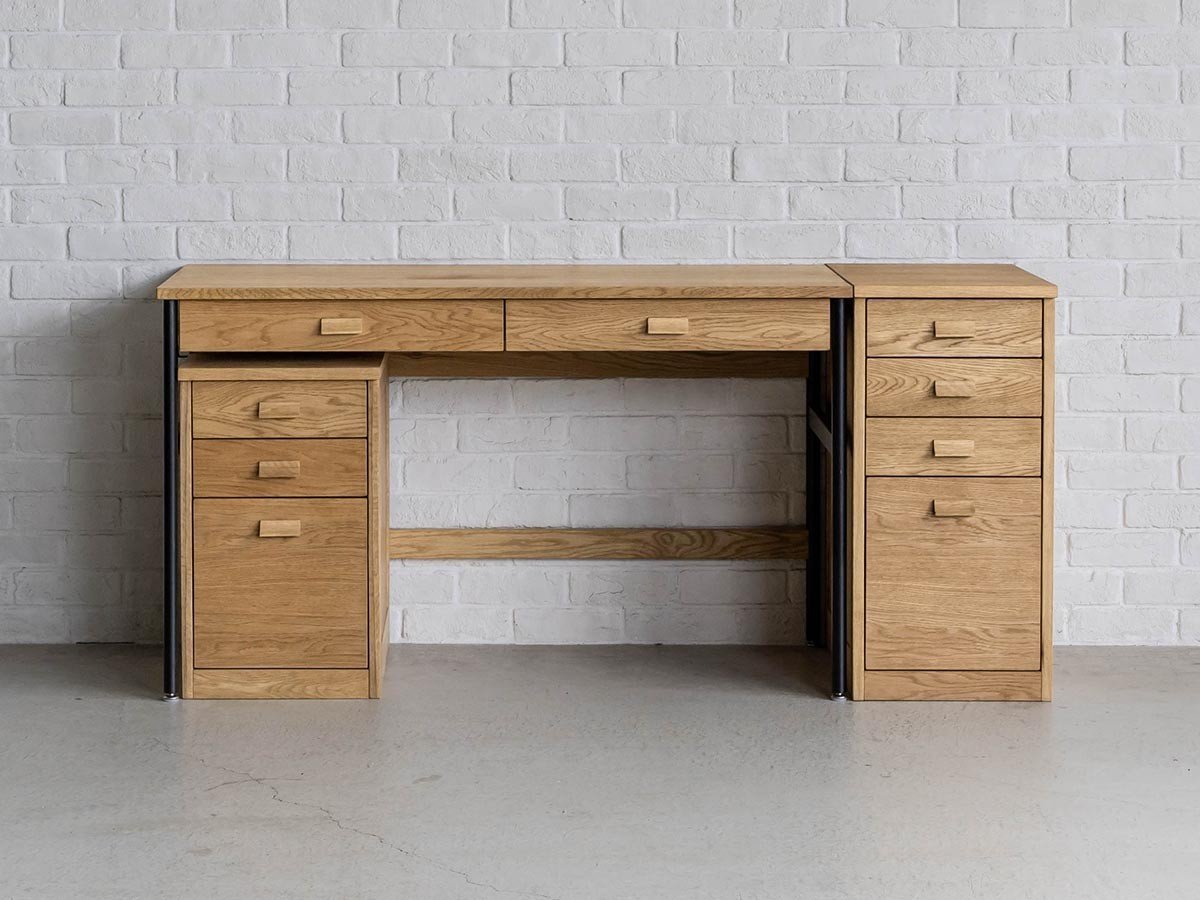 【イージーライフ/Easy Life / GOODS】のGAKUTO DESK / ガクト デスク 幅120cm インテリア・キッズ・メンズ・レディースファッション・服の通販 founy(ファニー) 　シンプル　Simple, Minimal　ステーショナリー　Stationery, Office Supplies　デスク　Desk, Work Desk　ベビー　Baby, Babywear　ホーム・キャンプ・アウトドア・お取り寄せ　Home Living / Home & Lifestyle / Camping Gear / Outdoor Camping　家具・インテリア　Home Furniture & Interior. Stylish & Functional Living Spaces　キッズ家具　Children's Furniture & Storage　キッズデスク・学習テーブル・幼児用机　Kids Desk / Study Table for Kids / Toddler Table Set　組合せ例:デスク 幅120cm(本商品)、ワゴン 3段、ワゴン 4段|ID: prp329100004908857 ipo3291000000036770646