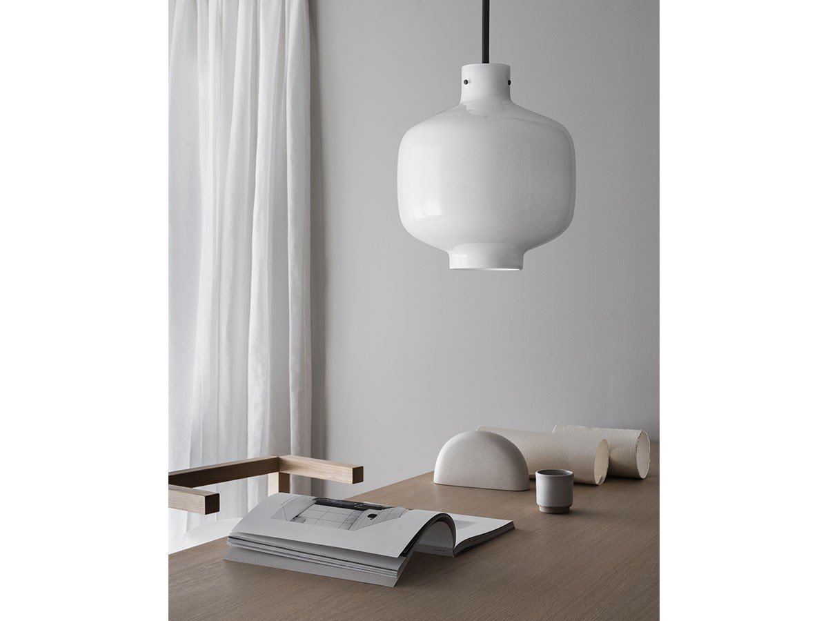 【ハーデラン/Hadeland / GOODS】のArchive Pendant Lamp 4180 / アーカイヴ ペンダントランプ 4180 インテリア・キッズ・メンズ・レディースファッション・服の通販 founy(ファニー) 送料無料 Free Shipping シェイプ Shape, Slim Fit ホーム・キャンプ・アウトドア・お取り寄せ Home Living / Home & Lifestyle / Camping Gear / Outdoor Camping 家具・インテリア Home Furniture & Interior. Stylish & Functional Living Spaces ライト・照明 Lamps & Lighting Fixtures ペンダントライト・吊り下げ照明 Pendant Light / Hanging Light Fixture 参考イメージ|ID: prp329100004909129 ipo3291000000036773649