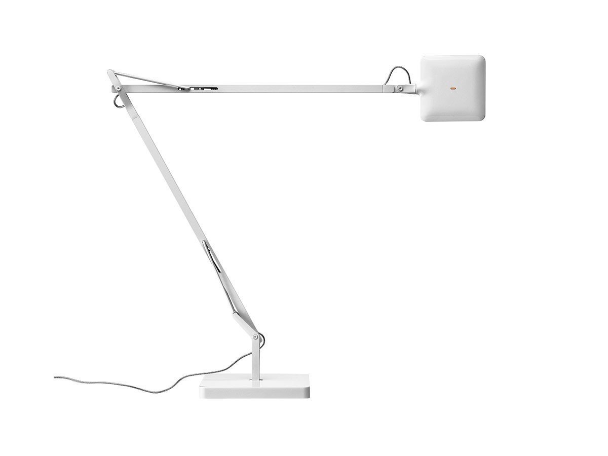 【フロス/FLOS / GOODS】のKELVIN LED GREEN MODE / ケルビン LED グリーンモード インテリア・キッズ・メンズ・レディースファッション・服の通販 founy(ファニー) 　送料無料　Free Shipping　イタリア　Italy　コンパクト　Compact, Small Size　デスク　Desk, Work Desk　ホーム・キャンプ・アウトドア・お取り寄せ　Home Living / Home & Lifestyle / Camping Gear / Outdoor Camping　家具・インテリア　Home Furniture & Interior. Stylish & Functional Living Spaces　ライト・照明　Lamps & Lighting Fixtures　デスクライト・卓上照明　Desk Lamp / Table Lamp / Study Light　ホワイト|ID: prp329100004909151 ipo3291000000036773893