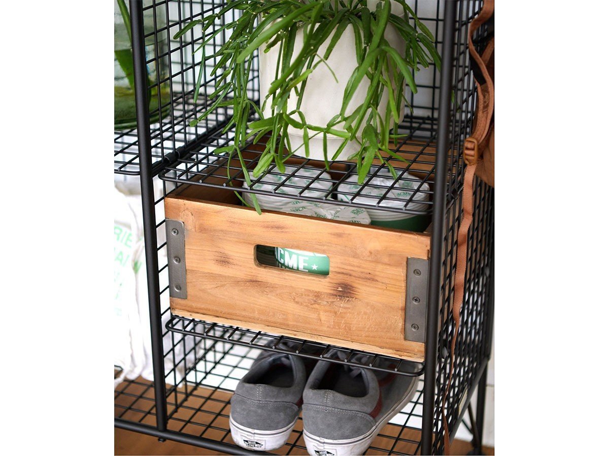 【ジャーナルスタンダード ファニチャー/journal standard Furniture / GOODS】のPAXTON MESH RACK 6 GRID WIDE / パクストン メッシュラック 6グリッド ワイド インテリア・キッズ・メンズ・レディースファッション・服の通販 founy(ファニー) 　ジャケット　Jacket, Outerwear　ボックス　Boxy, Box Shape　メッシュ　Mesh, Net Fabric　モダン　Modern, Contemporary　ワイド　Wide, Wide Fit　ヴィンテージ　Vintage Style　ホーム・キャンプ・アウトドア・お取り寄せ　Home Living / Home & Lifestyle / Camping Gear / Outdoor Camping　家具・インテリア　Home Furniture & Interior. Stylish & Functional Living Spaces　収納家具・キャビネット　Storage Furniture　シェルフ・オープンラック・収納棚　Open Shelf Rack　シリーズイメージ|ID: prp329100004909269 ipo3291000000036775035