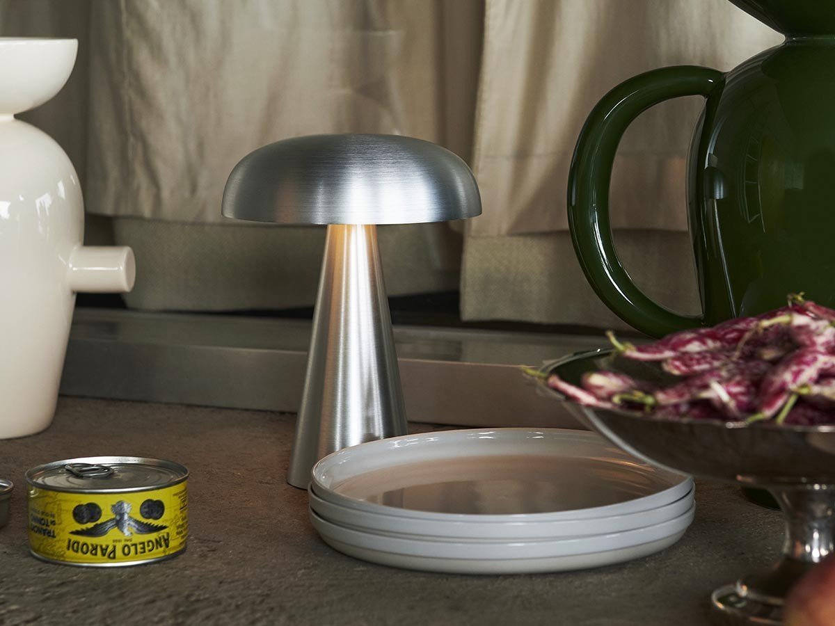 【アンドトラディション/&Tradition / GOODS】のComo Portable SC53 / コモ ポータブル SC53 インテリア・キッズ・メンズ・レディースファッション・服の通販 founy(ファニー) 　送料無料　Free Shipping　スリム　Slim, Slim Fit　テーブル　Table, Dining Table　ホーム・キャンプ・アウトドア・お取り寄せ　Home Living / Home & Lifestyle / Camping Gear / Outdoor Camping　家具・インテリア　Home Furniture & Interior. Stylish & Functional Living Spaces　ライト・照明　Lamps & Lighting Fixtures　アルミニウム|ID: prp329100004911081 ipo3291000000036800140