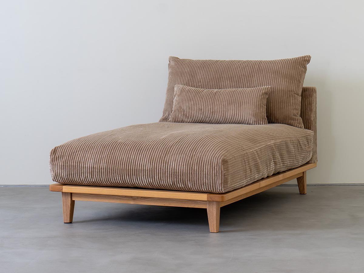【フミ/Fumi / GOODS】の幸せになるソファ / 幸せになるソファ ロング(コーデュロイ) インテリア・キッズ・メンズ・レディースファッション・服の通販 founy(ファニー) クッション Cushion, Throw Pillow コーデュロイ Corduroy, Cord Fabric スマート Smart, Elegant タオル Towel, Bath Towel テーブル Table, Dining Table フェザー Feather, Feather Detail ロング Long, Long-Length 冬 Winter / This Winter おすすめ Recommended / Our Picks 夏 Summer ホーム・キャンプ・アウトドア・お取り寄せ Home Living / Home & Lifestyle / Camping Gear / Outdoor Camping 家具・インテリア Home Furniture & Interior. Stylish & Functional Living Spaces その他 インテリア雑貨、家具 Home Decor & Furniture Extras 張地:ベージュ、肘用テーブル:不要|ID: prp329100004912200 ipo3291000000036810967