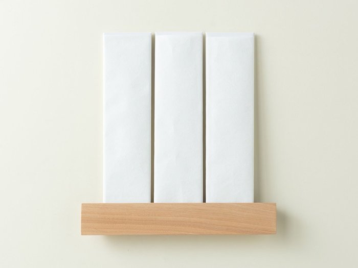 【フライミー ヴェール/FLYMEe vert / GOODS】のOfudatate / お札立て 3枚用 インテリア・キッズ・メンズ・レディースファッション・服の通販 founy(ファニー) https://founy.com/ シンプル Simple, Minimal スリット Slit, Slit Detail フォルム Silhouette, Form ホーム・キャンプ・アウトドア・お取り寄せ Home Living / Home & Lifestyle / Camping Gear / Outdoor Camping 家具・インテリア Home Furniture & Interior. Stylish & Functional Living Spaces 収納家具・キャビネット Storage Furniture |ID: prp329100004912825 ipo3291000000036817360