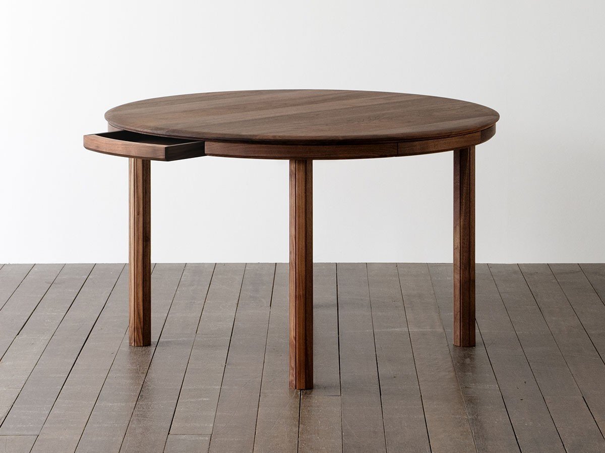 【松井木工/MATSUI MOKKO / GOODS】のSAJI Dining Table drawer / サジ ダイニングテーブル ドロワー インテリア・キッズ・メンズ・レディースファッション・服の通販 founy(ファニー) 　シンプル　Simple, Minimal　ステーショナリー　Stationery, Office Supplies　チェリー　Cherry, Cherry Pattern　テーブル　Table, Dining Table　バランス　Balance, Style Balance　ラウンド　Round, Round Neck　ホーム・キャンプ・アウトドア・お取り寄せ　Home Living / Home & Lifestyle / Camping Gear / Outdoor Camping　家具・インテリア　Home Furniture & Interior. Stylish & Functional Living Spaces　テーブル　Dining, Coffee & Side Tables　ダイニングテーブル・食卓テーブル　Dining Tables　ウッド:ウォールナット、サイズ:直径120cm|ID: prp329100004912979 ipo3291000000036818937