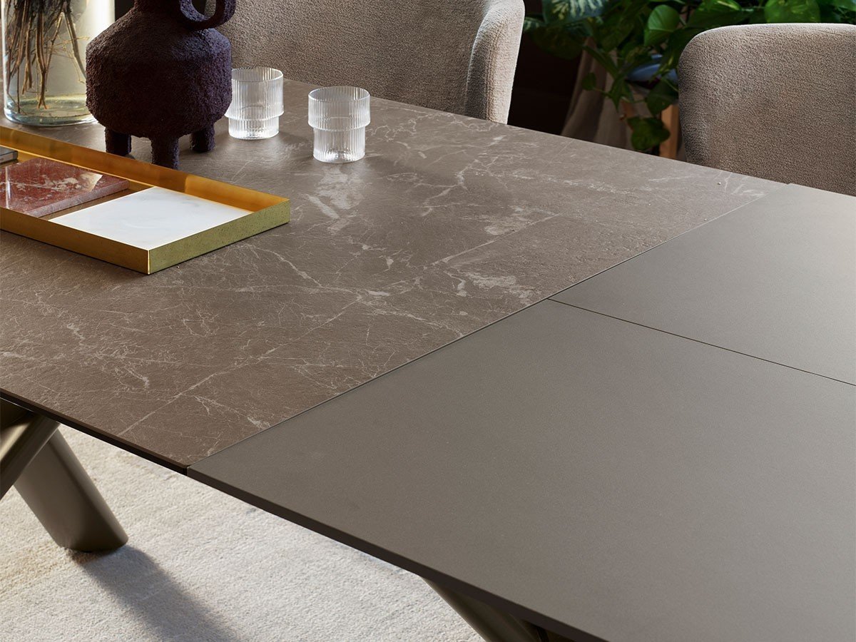 【コヌビア/connubia / GOODS】のMASTER / マスター CB/4867-R 160 インテリア・キッズ・メンズ・レディースファッション・服の通販 founy(ファニー) テーブル Table, Dining Table フォルム Silhouette, Form フレーム Frame, Outline モダン Modern, Contemporary ホーム・キャンプ・アウトドア・お取り寄せ Home Living / Home & Lifestyle / Camping Gear / Outdoor Camping 家具・インテリア Home Furniture & Interior. Stylish & Functional Living Spaces テーブル Dining, Coffee & Side Tables ダイニングテーブル・食卓テーブル Dining Tables 固定天板はセラミック製、伸長天板はメラミン製です。|ID: prp329100004912993 ipo3291000000036819018