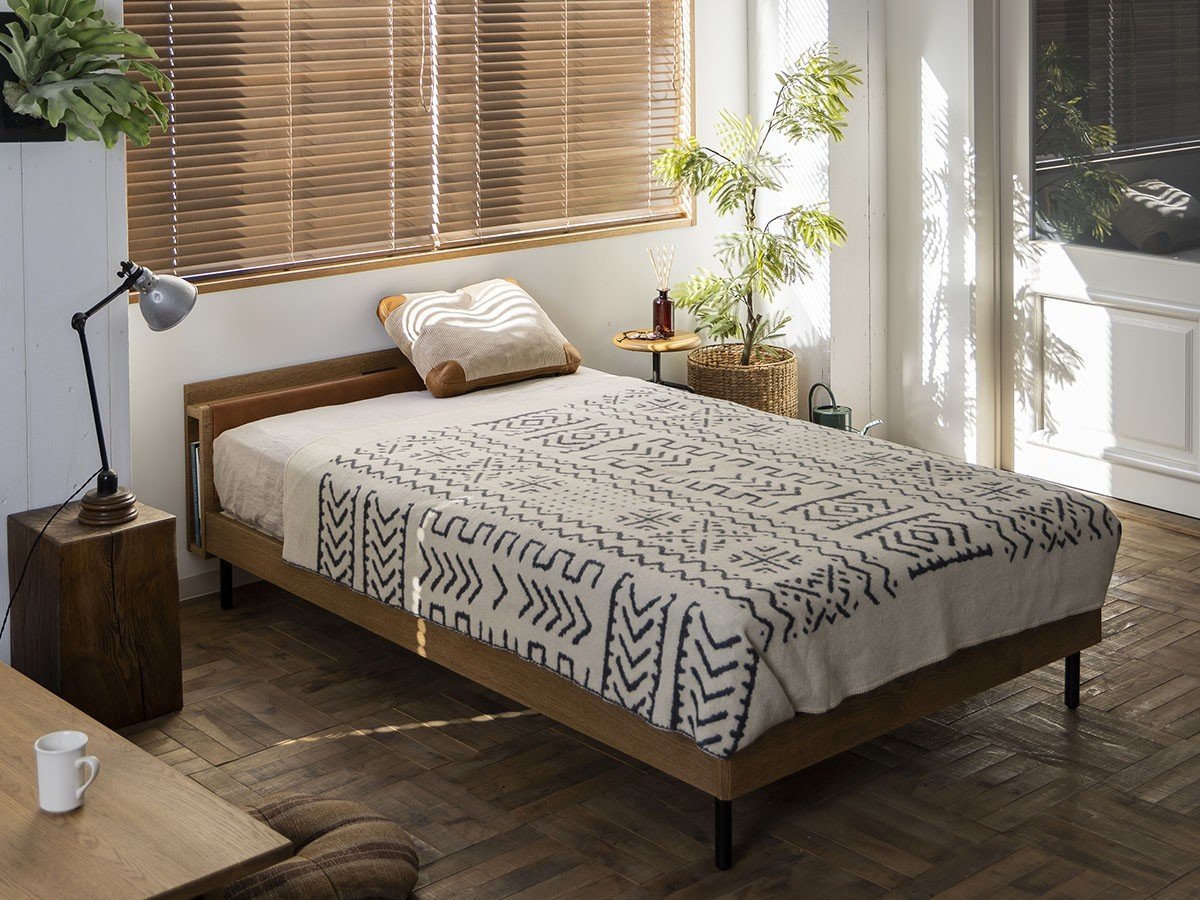 【イージーライフ/Easy Life / GOODS】のHUNT BED / ハント ベッド 宮付き セミダブル 人気、トレンドファッション・服の通販 founy(ファニー) おすすめ Recommended / Our Picks ウッド Wooden Design スプリング Spring, Spring Collection スマート Smart, Elegant ダブル Double, Double-Breasted フレーム Frame, Outline 時計 Watch, Wristwatch 雑誌 Magazine, Fashion Magazine ホーム・キャンプ・アウトドア・お取り寄せ Home Living / Home & Lifestyle / Camping Gear / Outdoor Camping 家具・インテリア Home Furniture & Interior. Stylish & Functional Living Spaces ベッド Modern Beds for Every Room セミダブルベッド Small Double Bed / Three-Quarter Bed ホーム・キャンプ・アウトドア・お取り寄せ Home Living / Home & Lifestyle / Camping Gear / Outdoor Camping 家具・インテリア Home Furniture & Interior. Stylish & Functional Living Spaces ベッド Modern Beds for Every Room ダブルベッド・2人用ベッド Double Bed / Full Size Bed other-1|ID: prp329100004914660 ipo3291000000036833693