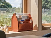 【ヴィトラ/Vitra / GOODS】のLocker Box Small / ロッカー ボックス スモール 人気、トレンドファッション・服の通販 founy(ファニー) アクセサリー Fashion Accessories 軽量 Lightweight, Ultra Light シンプル Simple, Minimal ステーショナリー Stationery, Office Supplies スマート Smart, Elegant デスク Desk, Work Desk ボックス Boxy, Box Shape ワーク Workwear, Utility Style 送料無料 Free Shipping おすすめ Recommended / Our Picks ホーム・キャンプ・アウトドア・お取り寄せ Home Living / Home & Lifestyle / Camping Gear / Outdoor Camping 家具・インテリア Home Furniture & Interior. Stylish & Functional Living Spaces その他 インテリア雑貨、家具 Home Decor & Furniture Extras |ID:prp329100004915210