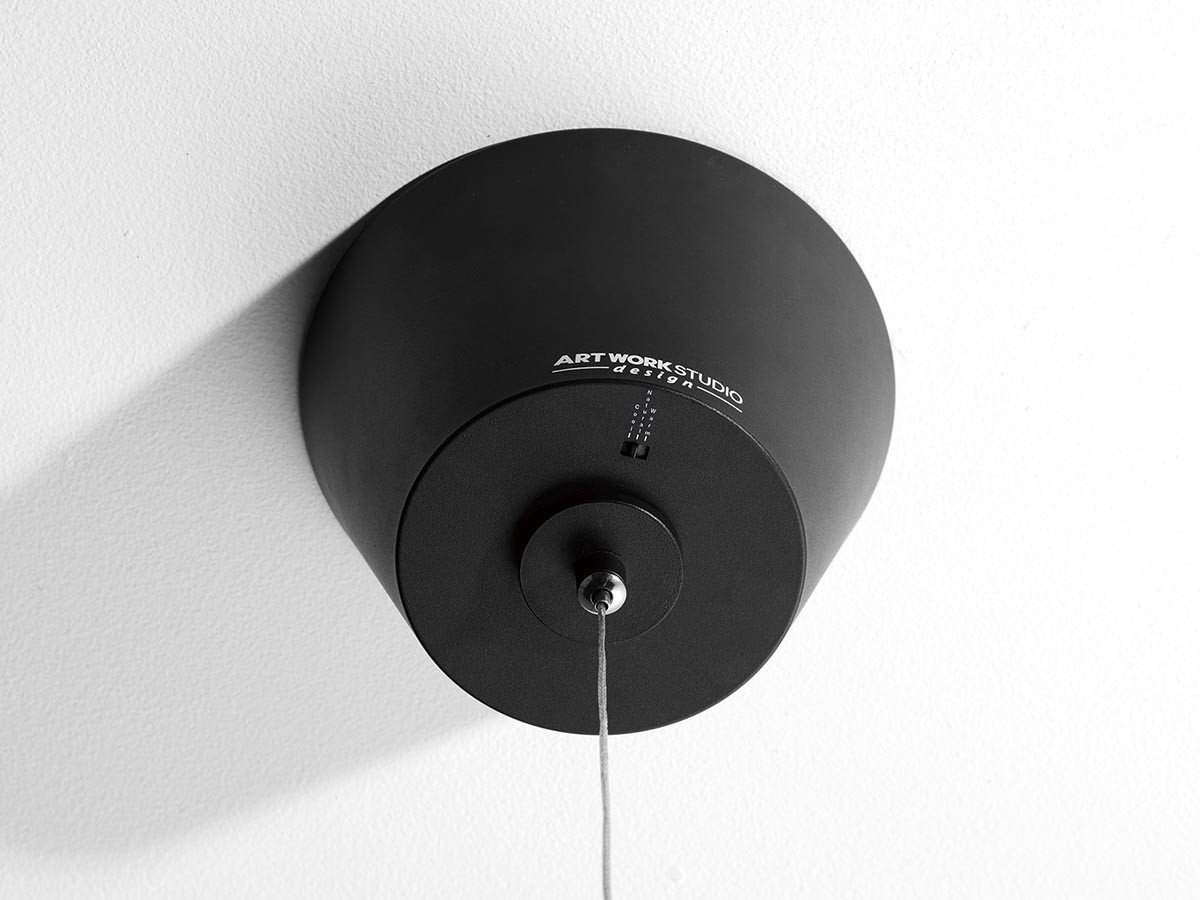 【アートワークスタジオ/ART WORK STUDIO / GOODS】のCore LED Shade Pendant Light / コア LED シェードペンダントライト インテリア・キッズ・メンズ・レディースファッション・服の通販 founy(ファニー) 送料無料 Free Shipping 切替 Switching, Contrast Panel ホーム・キャンプ・アウトドア・お取り寄せ Home Living / Home & Lifestyle / Camping Gear / Outdoor Camping 家具・インテリア Home Furniture & Interior. Stylish & Functional Living Spaces ライト・照明 Lamps & Lighting Fixtures ペンダントライト・吊り下げ照明 Pendant Light / Hanging Light Fixture シーリングカップのスイッチで色調の切り替えが可能です。|ID: prp329100004915728 ipo3291000000036845908