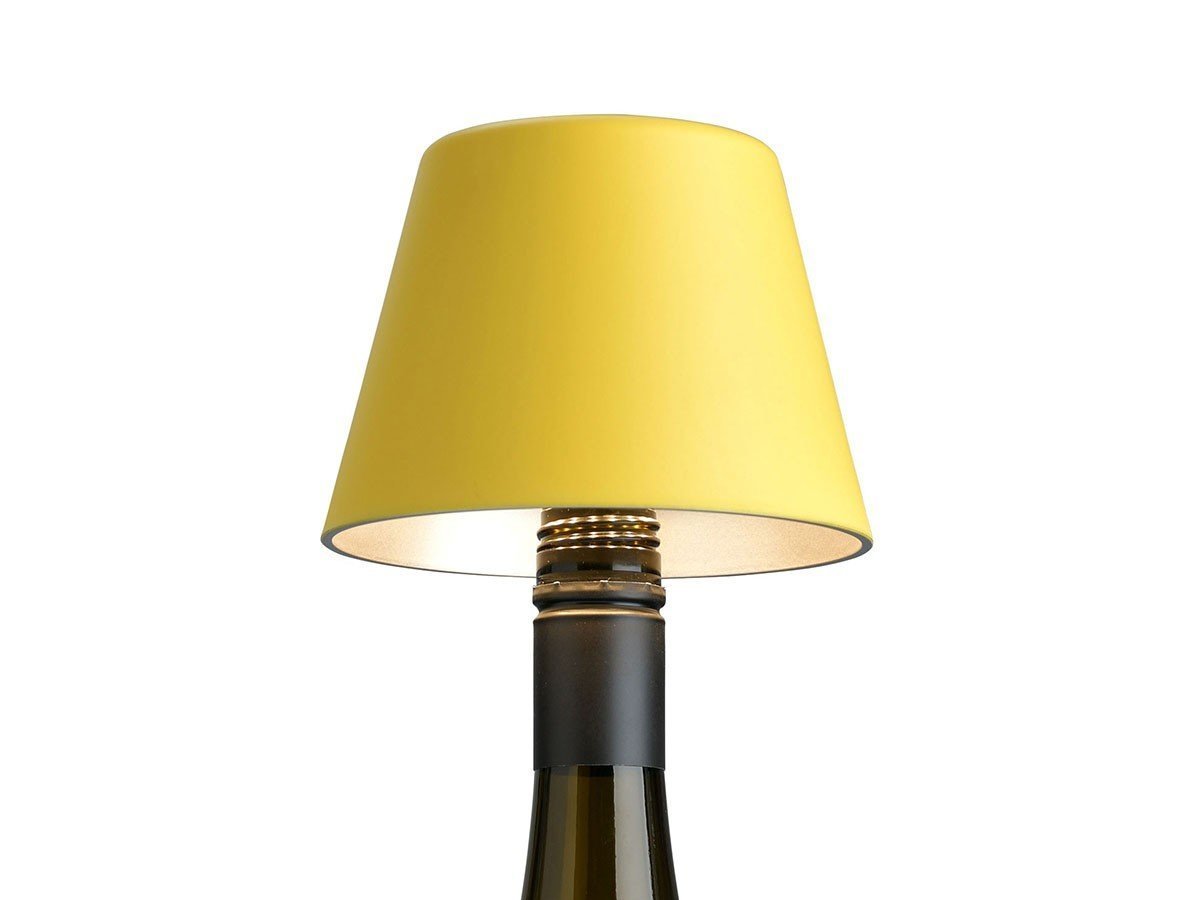 【ソンペックス/SOMPEX / GOODS】のTOP / トップ RGB ボトルランプ インテリア・キッズ・メンズ・レディースファッション・服の通販 founy(ファニー) 送料無料 Free Shipping シリコン Silicone, Silicone Material テーブル Table, Dining Table フィット Fit, Slim Fit ホーム・キャンプ・アウトドア・お取り寄せ Home Living / Home & Lifestyle / Camping Gear / Outdoor Camping 家具・インテリア Home Furniture & Interior. Stylish & Functional Living Spaces ライト・照明 Lamps & Lighting Fixtures イエロー|ID: prp329100004916184 ipo3291000000036852677