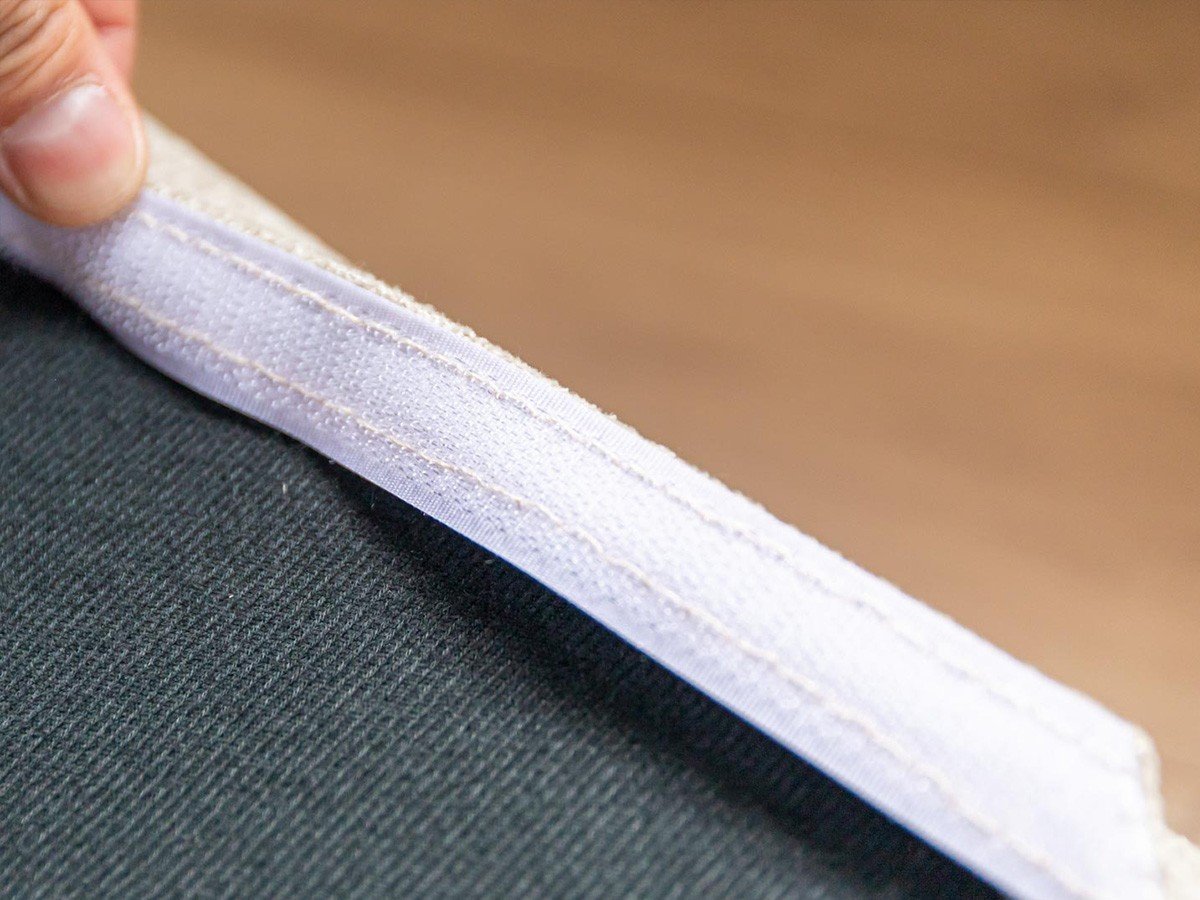 【シーヴ/SIEVE / GOODS】のmons sofa 1seater / モンス ソファ 1人掛け インテリア・キッズ・メンズ・レディースファッション・服の通販 founy(ファニー) クッション Cushion, Throw Pillow シリコン Silicone, Silicone Material スリム Slim, Slim Fit バランス Balance, Style Balance フォルム Silhouette, Form エレガント 上品 Elegant ホーム・キャンプ・アウトドア・お取り寄せ Home Living / Home & Lifestyle / Camping Gear / Outdoor Camping 家具・インテリア Home Furniture & Interior. Stylish & Functional Living Spaces ソファー Couches & Sofas 本体カバーはマジックテープ式です。|ID: prp329100004916294 ipo3291000000036854592