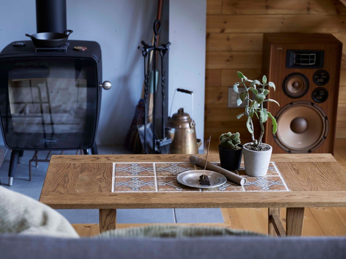 【スウィッチ/SWITCH / GOODS】のMajolica Tile Table / マジョリカ タイルテーブル インテリア・キッズ・メンズ・レディースファッション・服の通販 founy(ファニー) 送料無料 Free Shipping テーブル Table, Dining Table ホーム・キャンプ・アウトドア・お取り寄せ Home Living / Home & Lifestyle / Camping Gear / Outdoor Camping 家具・インテリア Home Furniture & Interior. Stylish & Functional Living Spaces テーブル Dining, Coffee & Side Tables ローテーブル・センターテーブル Coffee & Center Tables タイル:ライトブラウン(艶消し)|ID: prp329100004916618 ipo3291000000036859562