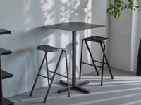 【デュエンデ/DUENDE / GOODS】のSOLID STEEL HIGH DINNER TABLE SQUARE / ソリッドスチール ハイダイナーテーブル スクエア 人気、トレンドファッション・服の通販 founy(ファニー) コンパクト Compact, Small Size スクエア Square, Square Shape スリム Slim, Slim Fit テーブル Table, Dining Table ワーク Workwear, Utility Style 送料無料 Free Shipping ホーム・キャンプ・アウトドア・お取り寄せ Home Living / Home & Lifestyle / Camping Gear / Outdoor Camping 家具・インテリア Home Furniture & Interior. Stylish & Functional Living Spaces テーブル Dining, Coffee & Side Tables コンソールテーブル・カウンター机 Console & Hallway Tables |ID:prp329100004916688