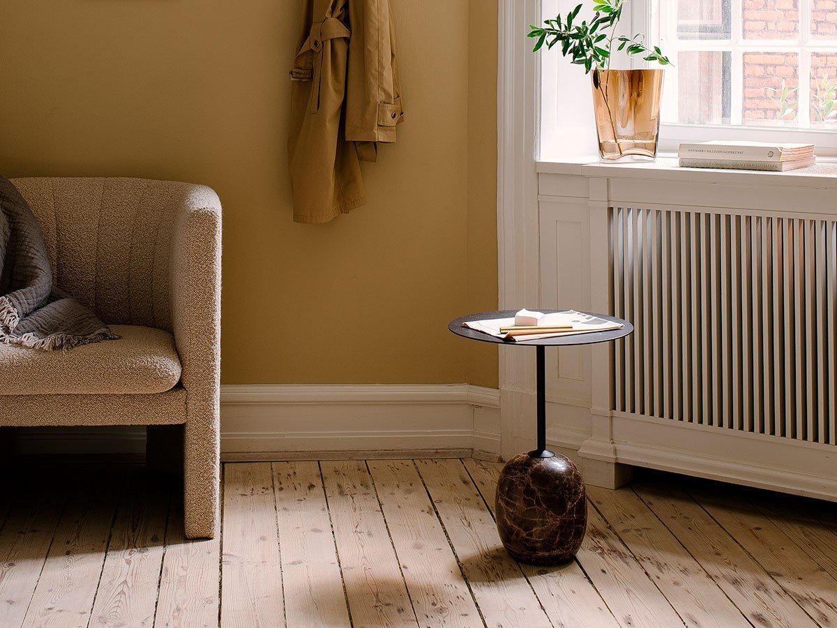 【アンドトラディション/&Tradition / GOODS】のLato Table Round LN8 / ラト ラウンドテーブル LN8 インテリア・キッズ・メンズ・レディースファッション・服の通販 founy(ファニー) 　送料無料　Free Shipping　ウッド　Wooden Design　グラフィック　Graphic, Graphic Design　シンプル　Simple, Minimal　スリム　Slim, Slim Fit　テーブル　Table, Dining Table　バランス　Balance, Style Balance　フォルム　Silhouette, Form　ラウンド　Round, Round Neck　ホーム・キャンプ・アウトドア・お取り寄せ　Home Living / Home & Lifestyle / Camping Gear / Outdoor Camping　家具・インテリア　Home Furniture & Interior. Stylish & Functional Living Spaces　テーブル　Dining, Coffee & Side Tables　サイドテーブル・ナイトテーブル　Side & End Tables　ウォームブラック / エンペラドールマーブル|ID: prp329100004916802 ipo3291000000036861447