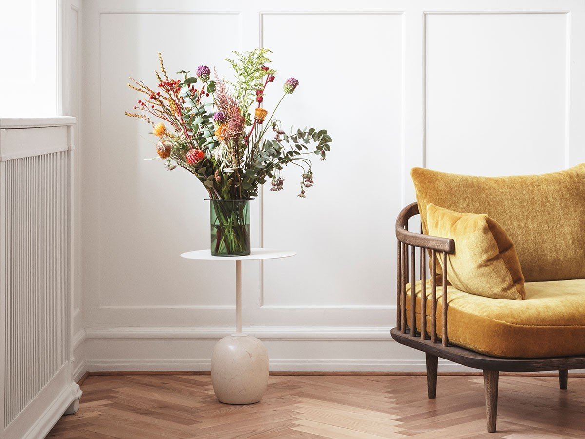 【アンドトラディション/&Tradition / GOODS】のLato Table Round LN8 / ラト ラウンドテーブル LN8 インテリア・キッズ・メンズ・レディースファッション・服の通販 founy(ファニー) 　送料無料　Free Shipping　ウッド　Wooden Design　グラフィック　Graphic, Graphic Design　シンプル　Simple, Minimal　スリム　Slim, Slim Fit　テーブル　Table, Dining Table　バランス　Balance, Style Balance　フォルム　Silhouette, Form　ラウンド　Round, Round Neck　ホーム・キャンプ・アウトドア・お取り寄せ　Home Living / Home & Lifestyle / Camping Gear / Outdoor Camping　家具・インテリア　Home Furniture & Interior. Stylish & Functional Living Spaces　テーブル　Dining, Coffee & Side Tables　サイドテーブル・ナイトテーブル　Side & End Tables　アイボリーホワイト / クレマディーバマーブル|ID: prp329100004916802 ipo3291000000036861448