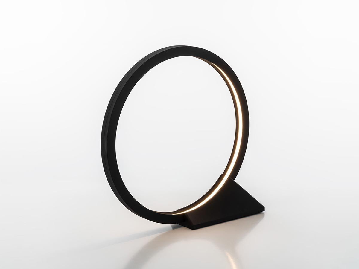 【アルテミデ/Artemide / GOODS】の"O" Floor 90 / オー フロア 90 インテリア・キッズ・メンズ・レディースファッション・服の通販 founy(ファニー) 　送料無料　Free Shipping　ガーデン　Garden, Gardening　バランス　Balance, Style Balance　ホーム・キャンプ・アウトドア・お取り寄せ　Home Living / Home & Lifestyle / Camping Gear / Outdoor Camping　家具・インテリア　Home Furniture & Interior. Stylish & Functional Living Spaces　ライト・照明　Lamps & Lighting Fixtures　フロアランプ・スタンドライト　Floor Lamp / Standing Lamp　-|ID: prp329100004917245 ipo3291000000036870934