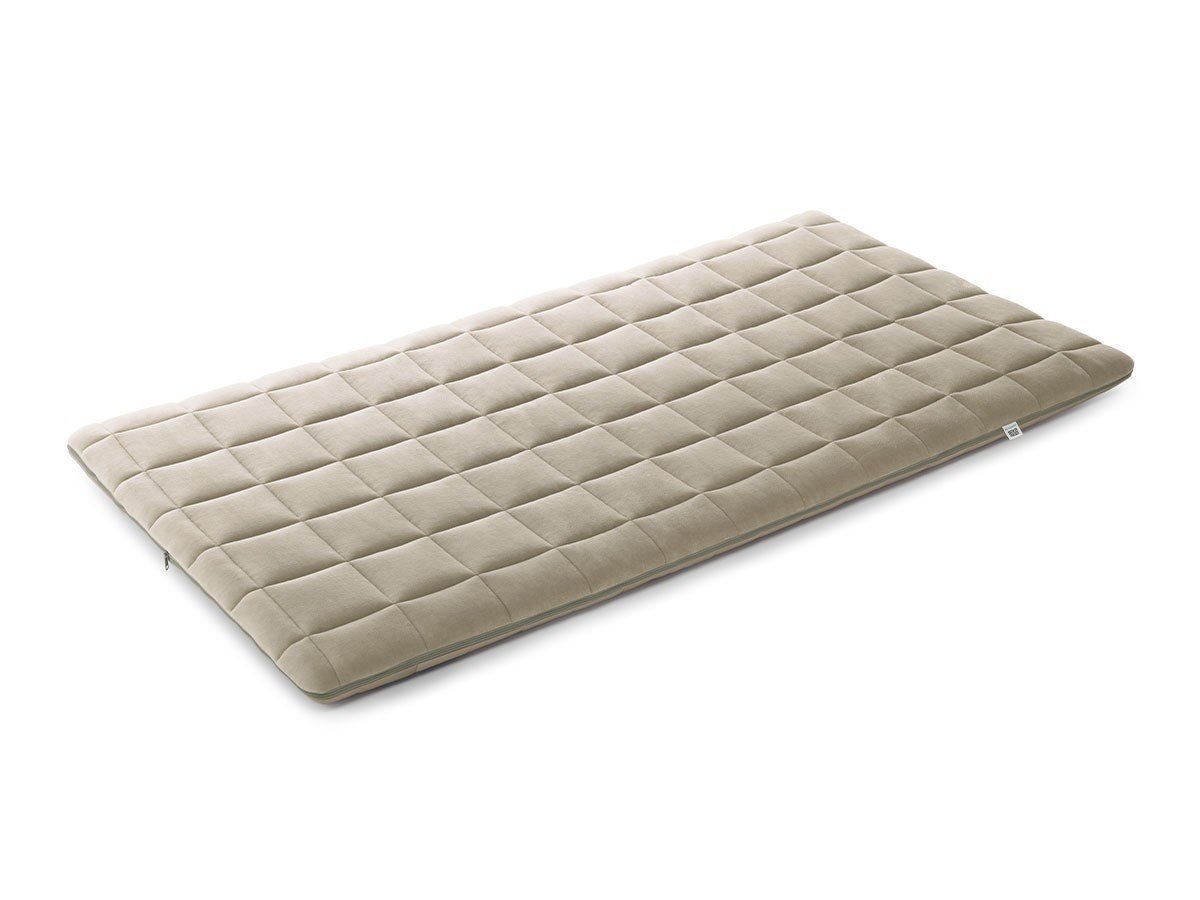 【エアウィーヴ/airweave / GOODS】のairweave 四季布団 / エアウィーヴ 四季布団 人気、トレンドファッション・服の通販 founy(ファニー) 　洗える　Machine Washable　キルト　Quilt, Quilted Fabric　メッシュ　Mesh, Net Fabric　冬　Winter / This Winter　送料無料　Free Shipping　夏　Summer　ホーム・キャンプ・アウトドア・お取り寄せ　Home Living / Home & Lifestyle / Camping Gear / Outdoor Camping　家具・インテリア　Home Furniture & Interior. Stylish & Functional Living Spaces　その他 インテリア雑貨、家具　Home Decor & Furniture Extras　 other-1|ID: prp329100004920366 ipo3291000000036913989