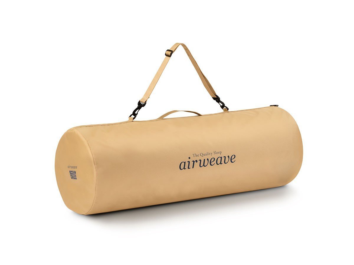 【エアウィーヴ/airweave / GOODS】のairweave portable 01 / エアウィーヴ ポータブル 01 インテリア・キッズ・メンズ・レディースファッション・服の通販 founy(ファニー) 　洗える　Machine Washable　コンパクト　Compact, Small Size　冬　Winter / This Winter　送料無料　Free Shipping　夏　Summer　旅行　Travel　ホーム・キャンプ・アウトドア・お取り寄せ　Home Living / Home & Lifestyle / Camping Gear / Outdoor Camping　家具・インテリア　Home Furniture & Interior. Stylish & Functional Living Spaces　その他 インテリア雑貨、家具　Home Decor & Furniture Extras　付属のキャリーバッグに丸めてコンパクトに収納、持ち運びしていただけます。|ID: prp329100004920514 ipo3291000000036914891