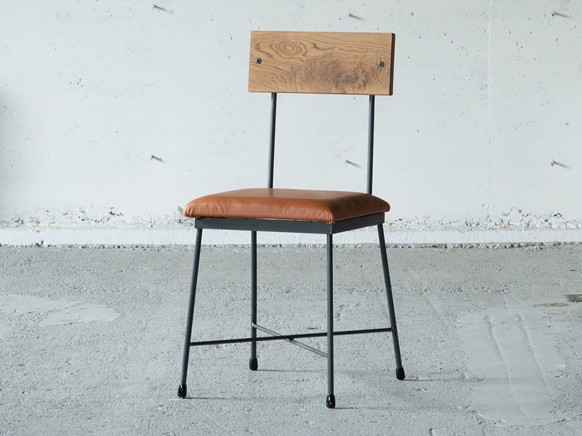 【シカク/SIKAKU / GOODS】のSK CHAIR leather / SK チェア レザー インテリア・キッズ・メンズ・レディースファッション・服の通販 founy(ファニー) 　おすすめ　Recommended / Our Picks　オイル　Body Oil　クッション　Cushion, Throw Pillow　テーブル　Table, Dining Table　フォーム　Form　ホーム・キャンプ・アウトドア・お取り寄せ　Home Living / Home & Lifestyle / Camping Gear / Outdoor Camping　家具・インテリア　Home Furniture & Interior. Stylish & Functional Living Spaces　チェア・椅子　Seating & Chairs　ダイニングチェア・木製チェア　Dining Chairs　ブラウン|ID: prp329100004920647 ipo3291000000036915683