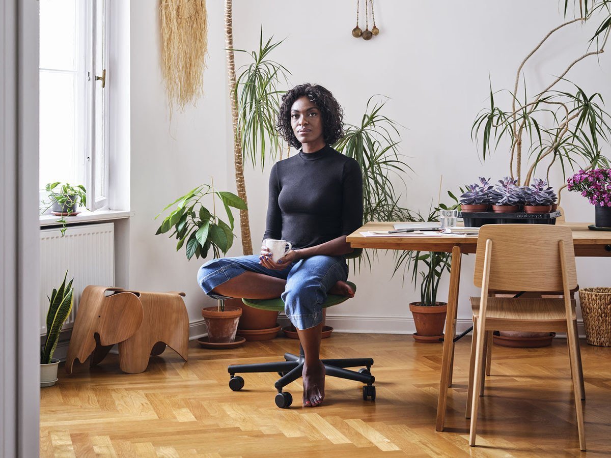 【ヴィトラ/Vitra / GOODS】のRookie / ルーキー インテリア・キッズ・メンズ・レディースファッション・服の通販 founy(ファニー) 　コンパクト　Compact, Small Size　シンプル　Simple, Minimal　デスク　Desk, Work Desk　フレーム　Frame, Outline　送料無料　Free Shipping　ホーム・キャンプ・アウトドア・お取り寄せ　Home Living / Home & Lifestyle / Camping Gear / Outdoor Camping　家具・インテリア　Home Furniture & Interior. Stylish & Functional Living Spaces　チェア・椅子　Seating & Chairs　オフィスチェア・在宅ワーク用チェア　Office & Desk Chairs　参考イメージ|ID: prp329100004920820 ipo3291000000036916709