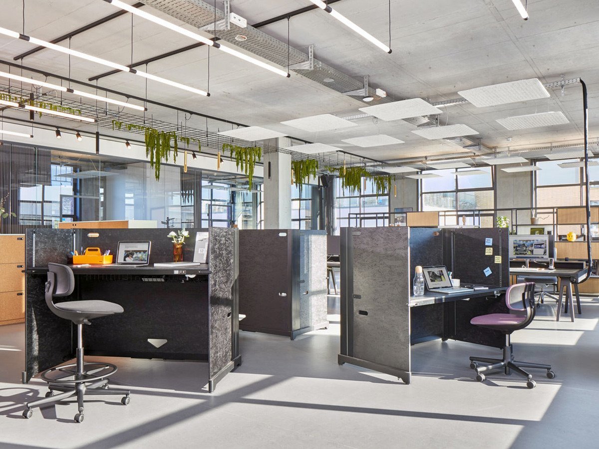 【ヴィトラ/Vitra / GOODS】のRookie / ルーキー インテリア・キッズ・メンズ・レディースファッション・服の通販 founy(ファニー) 　コンパクト　Compact, Small Size　シンプル　Simple, Minimal　デスク　Desk, Work Desk　フレーム　Frame, Outline　送料無料　Free Shipping　ホーム・キャンプ・アウトドア・お取り寄せ　Home Living / Home & Lifestyle / Camping Gear / Outdoor Camping　家具・インテリア　Home Furniture & Interior. Stylish & Functional Living Spaces　チェア・椅子　Seating & Chairs　オフィスチェア・在宅ワーク用チェア　Office & Desk Chairs　参考イメージ|ID: prp329100004920820 ipo3291000000036916712