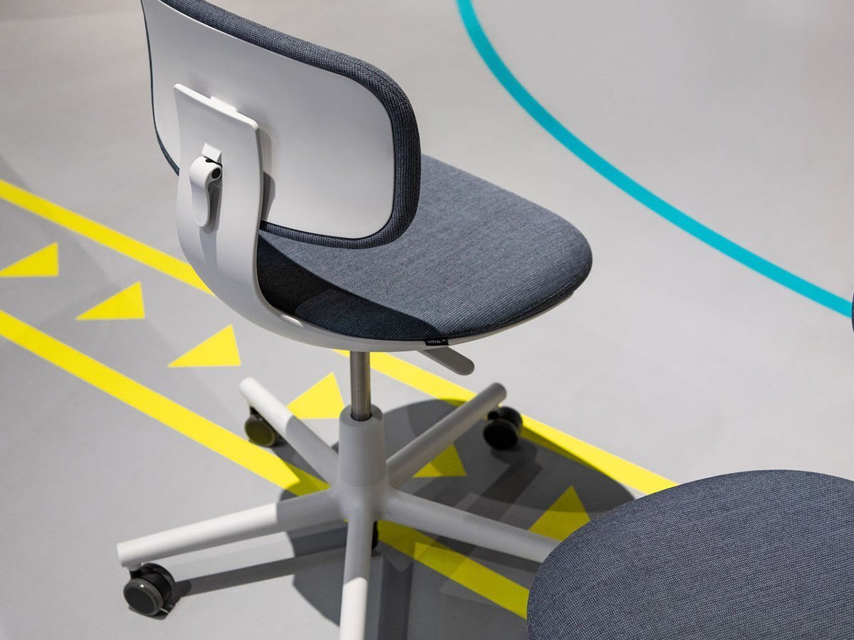 【ヴィトラ/Vitra / GOODS】のRookie / ルーキー インテリア・キッズ・メンズ・レディースファッション・服の通販 founy(ファニー) 　コンパクト　Compact, Small Size　シンプル　Simple, Minimal　デスク　Desk, Work Desk　フレーム　Frame, Outline　送料無料　Free Shipping　ホーム・キャンプ・アウトドア・お取り寄せ　Home Living / Home & Lifestyle / Camping Gear / Outdoor Camping　家具・インテリア　Home Furniture & Interior. Stylish & Functional Living Spaces　チェア・椅子　Seating & Chairs　オフィスチェア・在宅ワーク用チェア　Office & Desk Chairs　参考イメージ|ID: prp329100004920820 ipo3291000000036916725