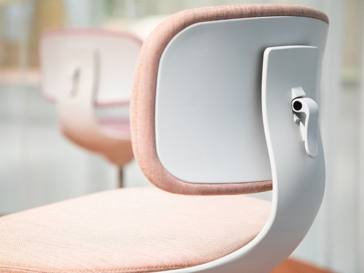 【ヴィトラ/Vitra / GOODS】のRookie / ルーキー インテリア・キッズ・メンズ・レディースファッション・服の通販 founy(ファニー) 　コンパクト　Compact, Small Size　シンプル　Simple, Minimal　デスク　Desk, Work Desk　フレーム　Frame, Outline　送料無料　Free Shipping　ホーム・キャンプ・アウトドア・お取り寄せ　Home Living / Home & Lifestyle / Camping Gear / Outdoor Camping　家具・インテリア　Home Furniture & Interior. Stylish & Functional Living Spaces　チェア・椅子　Seating & Chairs　オフィスチェア・在宅ワーク用チェア　Office & Desk Chairs　参考イメージ|ID: prp329100004920820 ipo3291000000036916735