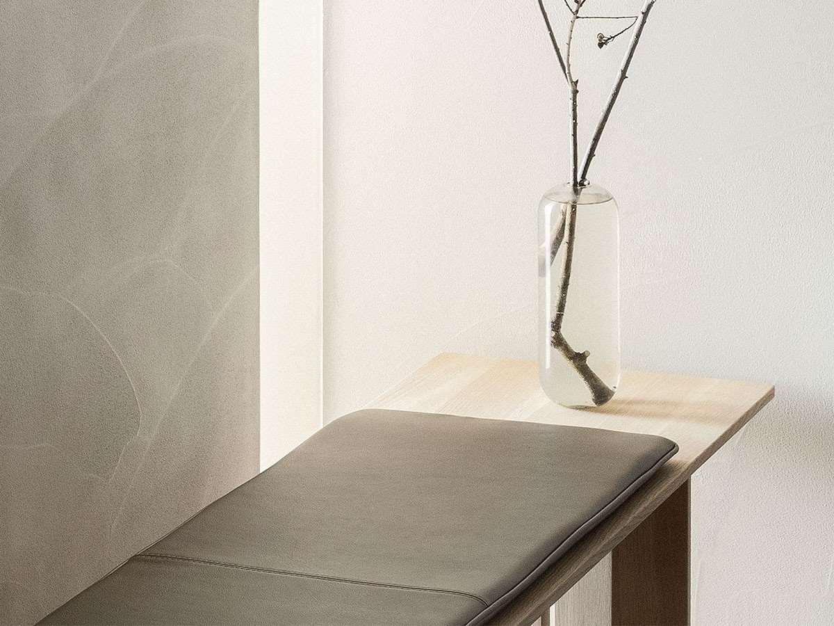 【カリモクケース/KARIMOKU CASE / GOODS】のA-B01 / A-B01 インテリア・キッズ・メンズ・レディースファッション・服の通販 founy(ファニー) 　クッション　Cushion, Throw Pillow　コレクション　Collection, Seasonal Line　ホーム・キャンプ・アウトドア・お取り寄せ　Home Living / Home & Lifestyle / Camping Gear / Outdoor Camping　家具・インテリア　Home Furniture & Interior. Stylish & Functional Living Spaces　チェア・椅子　Seating & Chairs　ダイニングベンチ・玄関ベンチ　Bench & Dining Benches　Photographer:Tomooki KengakuInterior Styli|ID: prp329100004920856 ipo3291000000036917001