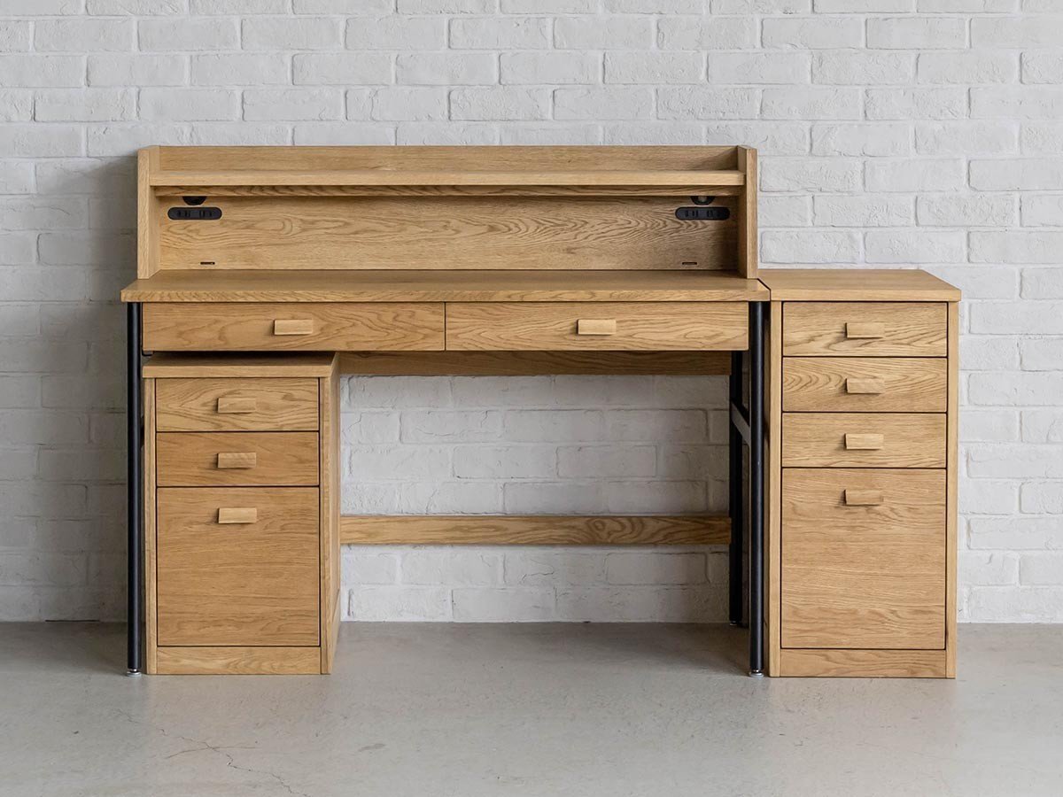 【イージーライフ/Easy Life / GOODS】のGAKUTO DESK / ガクト デスク 幅120cm + 上置き インテリア・キッズ・メンズ・レディースファッション・服の通販 founy(ファニー) 　シンプル　Simple, Minimal　ステーショナリー　Stationery, Office Supplies　デスク　Desk, Work Desk　ベビー　Baby, Babywear　ホーム・キャンプ・アウトドア・お取り寄せ　Home Living / Home & Lifestyle / Camping Gear / Outdoor Camping　家具・インテリア　Home Furniture & Interior. Stylish & Functional Living Spaces　キッズ家具　Children's Furniture & Storage　キッズデスク・学習テーブル・幼児用机　Kids Desk / Study Table for Kids / Toddler Table Set　|ID: prp329100004921122 ipo3291000000036919220