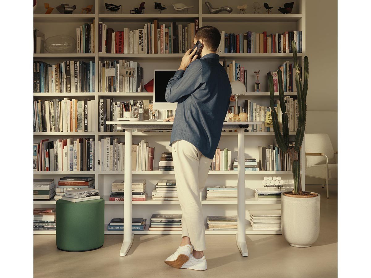 【ヴィトラ/Vitra / GOODS】のTyde 2 Home Desk Barrel-shaped / タイド 2 ホームデスク バレル インテリア・キッズ・メンズ・レディースファッション・服の通販 founy(ファニー) 　デスク　Desk, Work Desk　フォルム　Silhouette, Form　フランス　France, French　ホーム・キャンプ・アウトドア・お取り寄せ　Home Living / Home & Lifestyle / Camping Gear / Outdoor Camping　家具・インテリア　Home Furniture & Interior. Stylish & Functional Living Spaces　その他 インテリア雑貨、家具　Home Decor & Furniture Extras　参考イメージ|ID: prp329100004921168 ipo3291000000036919587