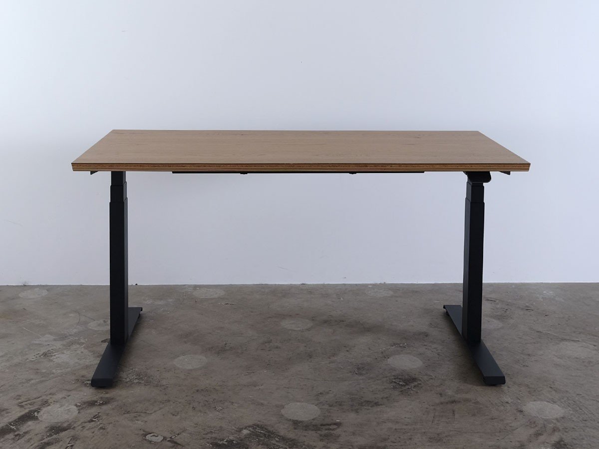 【ボーダレス/BORDERLESS / GOODS】のFeEL / フィール 電動昇降デスク(ノティッドオーク天板) インテリア・キッズ・メンズ・レディースファッション・服の通販 founy(ファニー) 　ウッド　Wooden Design　テーブル　Table, Dining Table　デスク　Desk, Work Desk　バランス　Balance, Style Balance　ローズ　Rose, Rose Motif　送料無料　Free Shipping　ビジネス 仕事 通勤　Business / Work / Commuting　ホーム・キャンプ・アウトドア・お取り寄せ　Home Living / Home & Lifestyle / Camping Gear / Outdoor Camping　家具・インテリア　Home Furniture & Interior. Stylish & Functional Living Spaces　その他 インテリア雑貨、家具　Home Decor & Furniture Extras　サイズ:幅140cm|ID: prp329100004921214 ipo3291000000036920020