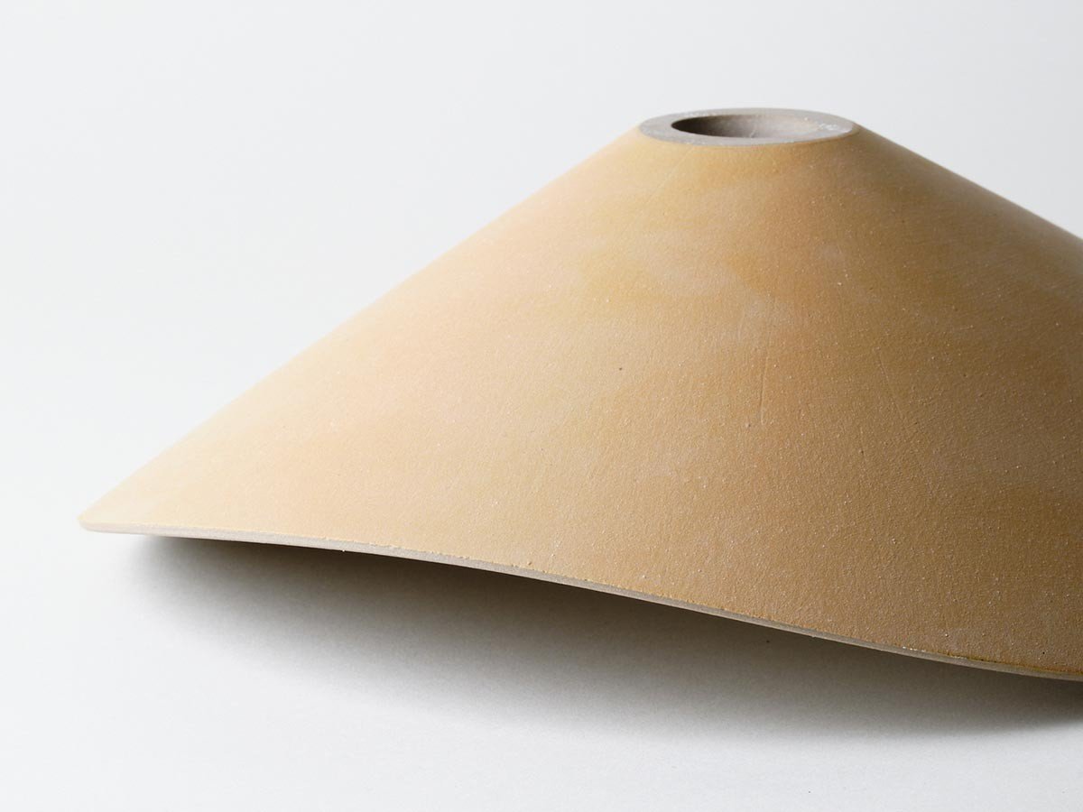 【サードセラミックス/3RD CERAMICS / GOODS】のPENDANT LIGHT / ペンダントライト インテリア・キッズ・メンズ・レディースファッション・服の通販 founy(ファニー) 　送料無料　Free Shipping　カラフル　Colorful Design　ハンド　Hand, Handmade　モノトーン　Monotone, Black and White　ホーム・キャンプ・アウトドア・お取り寄せ　Home Living / Home & Lifestyle / Camping Gear / Outdoor Camping　家具・インテリア　Home Furniture & Interior. Stylish & Functional Living Spaces　ライト・照明　Lamps & Lighting Fixtures　ペンダントライト・吊り下げ照明　Pendant Light / Hanging Light Fixture　イエロー|ID: prp329100004921472 ipo3291000000036923866