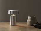 【オード コペンハーゲン/Audo Copenhagen / GOODS】のColumn Table Lamp Portable / コラム テーブルランプ ポータブル 人気、トレンドファッション・服の通販 founy(ファニー) 送料無料 Free Shipping クラシック Classic, Timeless Style テーブル Table, Dining Table フィット Fit, Slim Fit フォルム Silhouette, Form リラックス Relax, Relaxed Fit 軽量 Lightweight, Ultra Light ホーム・キャンプ・アウトドア・お取り寄せ Home Living / Home & Lifestyle / Camping Gear / Outdoor Camping 家具・インテリア Home Furniture & Interior. Stylish & Functional Living Spaces ライト・照明 Lamps & Lighting Fixtures thumbnail アルミニウム|ID: prp329100004921563 ipo3291000000036924941