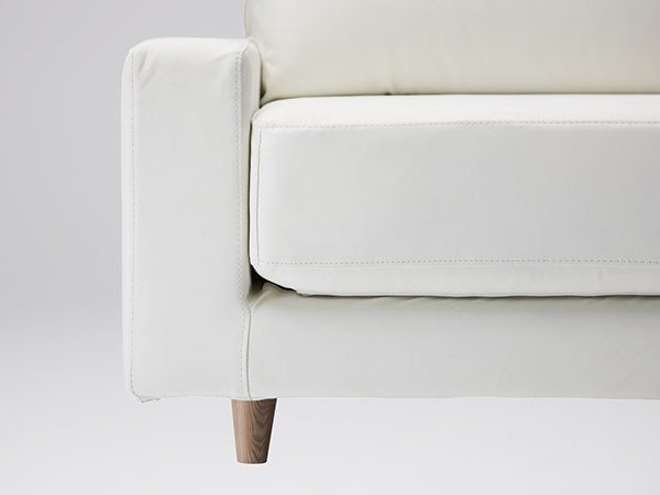 【フライミー ベーシック/FLYMEe BASIC / GOODS】の3P COVERING SOFA / カバーリング3人掛けソファ f585(木製丸脚) インテリア・キッズ・メンズ・レディースファッション・服の通販 founy(ファニー) 　シンプル　Simple, Minimal　ファブリック　Fabric, Textile　フェザー　Feather, Feather Detail　ホーム・キャンプ・アウトドア・お取り寄せ　Home Living / Home & Lifestyle / Camping Gear / Outdoor Camping　家具・インテリア　Home Furniture & Interior. Stylish & Functional Living Spaces　ソファー　Couches & Sofas　本商品の脚部は「木製丸脚」です。|ID: prp329100004922970 ipo3291000000036939046