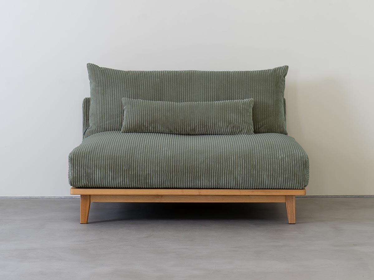 【フミ/Fumi / GOODS】の幸せになるソファ / 幸せになるソファ ワイド(コーデュロイ) インテリア・キッズ・メンズ・レディースファッション・服の通販 founy(ファニー) 　クッション　Cushion, Throw Pillow　コーデュロイ　Corduroy, Cord Fabric　スマート　Smart, Elegant　タオル　Towel, Bath Towel　テーブル　Table, Dining Table　フェザー　Feather, Feather Detail　ワイド　Wide, Wide Fit　冬　Winter / This Winter　おすすめ　Recommended / Our Picks　夏　Summer　ホーム・キャンプ・アウトドア・お取り寄せ　Home Living / Home & Lifestyle / Camping Gear / Outdoor Camping　家具・インテリア　Home Furniture & Interior. Stylish & Functional Living Spaces　その他 インテリア雑貨、家具　Home Decor & Furniture Extras　張地:グリーン、肘用テーブル:不要|ID: prp329100004923057 ipo3291000000036939732
