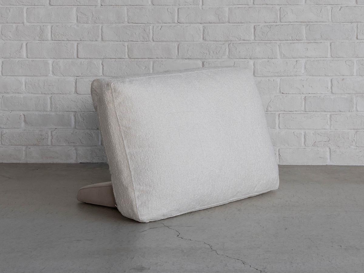 【オアシス/OASIS / GOODS】のGLOW SOFA / グロー ソファ 2人掛けベース + 背クッション2点 インテリア・キッズ・メンズ・レディースファッション・服の通販 founy(ファニー) 　クッション　Cushion, Throw Pillow　バランス　Balance, Style Balance　フラット　Flat, Flat Shoes　モコモコ　Fuzzy, Fluffy　モダン　Modern, Contemporary　ホーム・キャンプ・アウトドア・お取り寄せ　Home Living / Home & Lifestyle / Camping Gear / Outdoor Camping　家具・インテリア　Home Furniture & Interior. Stylish & Functional Living Spaces　ソファー　Couches & Sofas　背クッション張地:TIM ホイップ|ID: prp329100004923183 ipo3291000000036940900