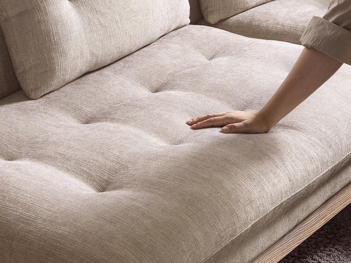 【ノラ/nora / GOODS】のFUKKA ONE ARM SOFA / フッカ 片肘ソファ インテリア・キッズ・メンズ・レディースファッション・服の通販 founy(ファニー) 　シンプル　Simple, Minimal　スリム　Slim, Slim Fit　フォルム　Silhouette, Form　フレーム　Frame, Outline　モダン　Modern, Contemporary　リラックス　Relax, Relaxed Fit　ホーム・キャンプ・アウトドア・お取り寄せ　Home Living / Home & Lifestyle / Camping Gear / Outdoor Camping　家具・インテリア　Home Furniture & Interior. Stylish & Functional Living Spaces　ソファー　Couches & Sofas　カウチソファ・シェーズロング　Chaise Lounge Sofas　クッション参考イメージ|ID: prp329100004923205 ipo3291000000036941037