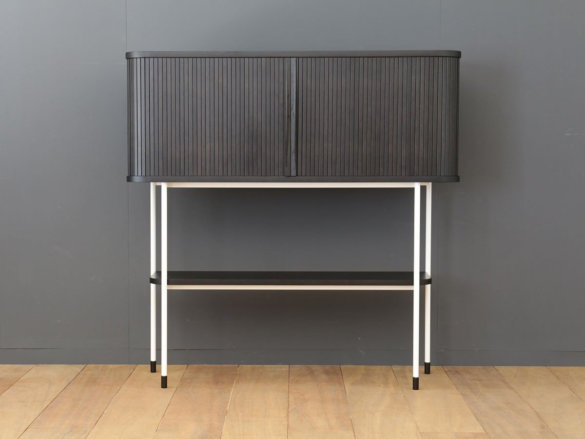 【アキ プラス/AKI+ / GOODS】のJYABARA Two Leaf Chest / ジャバラ ツーリーフ チェスト 高さ120cm インテリア・キッズ・メンズ・レディースファッション・服の通販 founy(ファニー) 　ホーム・キャンプ・アウトドア・お取り寄せ　Home Living / Home & Lifestyle / Camping Gear / Outdoor Camping　家具・インテリア　Home Furniture & Interior. Stylish & Functional Living Spaces　収納家具・キャビネット　Storage Furniture　チェスト・収納引き出し　Drawers / Storage Chest　ホーム・キャンプ・アウトドア・お取り寄せ　Home Living / Home & Lifestyle / Camping Gear / Outdoor Camping　家具・インテリア　Home Furniture & Interior. Stylish & Functional Living Spaces　収納家具・キャビネット　Storage Furniture　サイドボード・リビング収納　Cabinet / Storage Cabinet　本体ブラック、脚部スノーホワイト|ID: prp329100004923674 ipo3291000000036944467