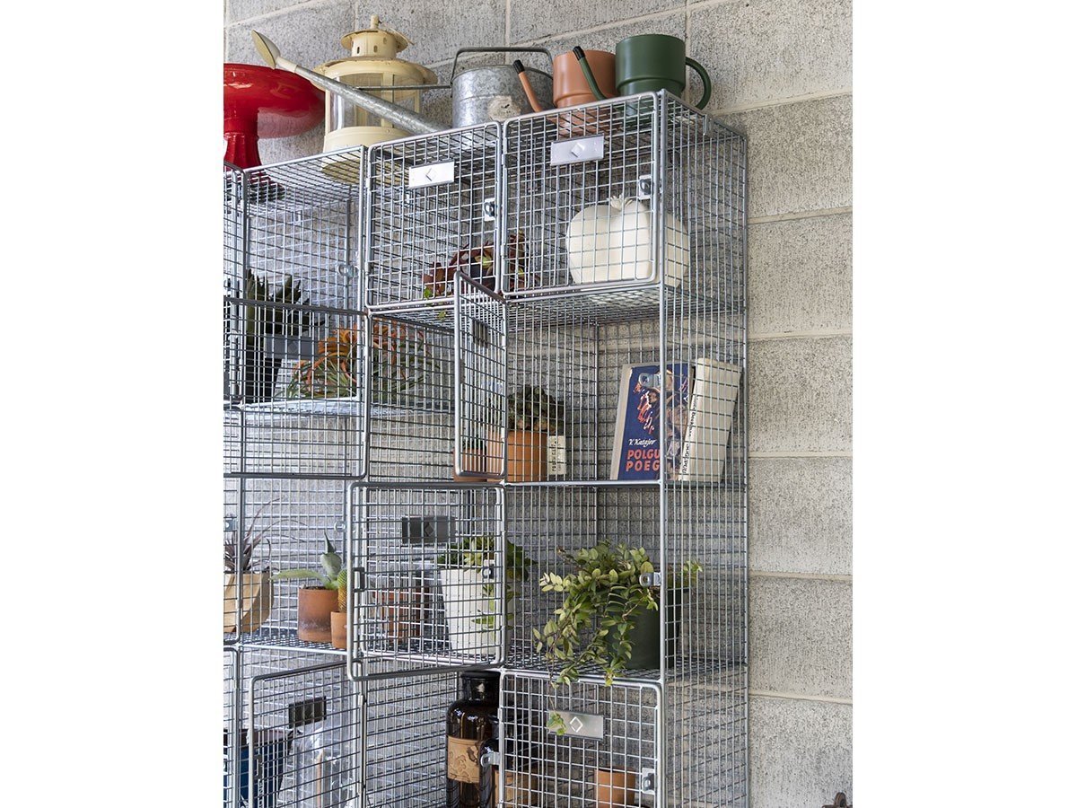 【クラッシュゲート/CRASH GATE / GOODS】のVANDAM LOCKER CABINET G 6DOOR / バンダム ロッカーキャビネット G 6ドア インテリア・キッズ・メンズ・レディースファッション・服の通販 founy(ファニー) 　コンパクト　Compact, Small Size　スリム　Slim, Slim Fit　プレート　Plate, Dish　メッシュ　Mesh, Net Fabric　モチーフ　Motif, Design Theme　ワイヤー　Wire, Wired Bra　ホーム・キャンプ・アウトドア・お取り寄せ　Home Living / Home & Lifestyle / Camping Gear / Outdoor Camping　家具・インテリア　Home Furniture & Interior. Stylish & Functional Living Spaces　収納家具・キャビネット　Storage Furniture　収納キャビネット・扉付き棚　Cabinet / Storage Cabinet　参考イメージ|ID: prp329100004924160 ipo3291000000036948727