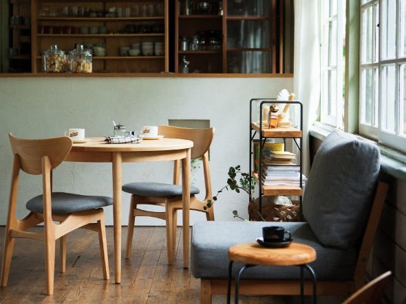 【スウィッチ/SWITCH / GOODS】のKarl dining round 84 table / カール ダイニング ラウンド 84 テーブル インテリア・キッズ・メンズ・レディースファッション・服の通販 founy(ファニー) 　送料無料　Free Shipping　テーブル　Table, Dining Table　ラウンド　Round, Round Neck　ホーム・キャンプ・アウトドア・お取り寄せ　Home Living / Home & Lifestyle / Camping Gear / Outdoor Camping　家具・インテリア　Home Furniture & Interior. Stylish & Functional Living Spaces　その他 インテリア雑貨、家具　Home Decor & Furniture Extras　ナチュラル|ID: prp329100004924194 ipo3291000000036948958