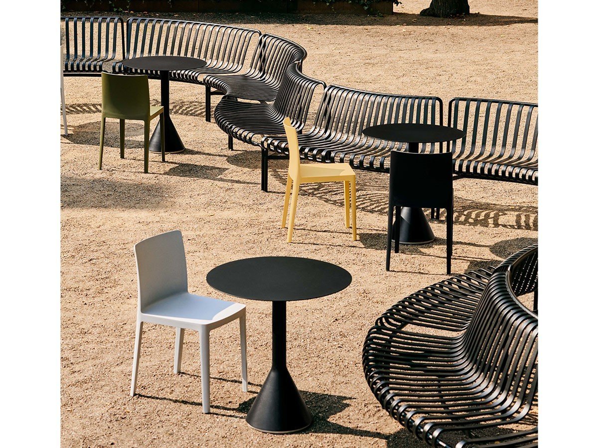 【ヘイ/HAY / GOODS】のPALISSADE CONE TABLE / パリセイド コーンテーブル Φ70 インテリア・キッズ・メンズ・レディースファッション・服の通販 founy(ファニー) 　エレガント 上品　Elegant　コレクション　Collection, Seasonal Line　コンパクト　Compact, Small Size　テーブル　Table, Dining Table　フランス　France, French　ラウンド　Round, Round Neck　ホーム・キャンプ・アウトドア・お取り寄せ　Home Living / Home & Lifestyle / Camping Gear / Outdoor Camping　家具・インテリア　Home Furniture & Interior. Stylish & Functional Living Spaces　テーブル　Dining, Coffee & Side Tables　カフェテーブル・丸型テーブル　Cafe & Bistro Tables　参考商品|ID: prp329100004924277 ipo3291000000036949466