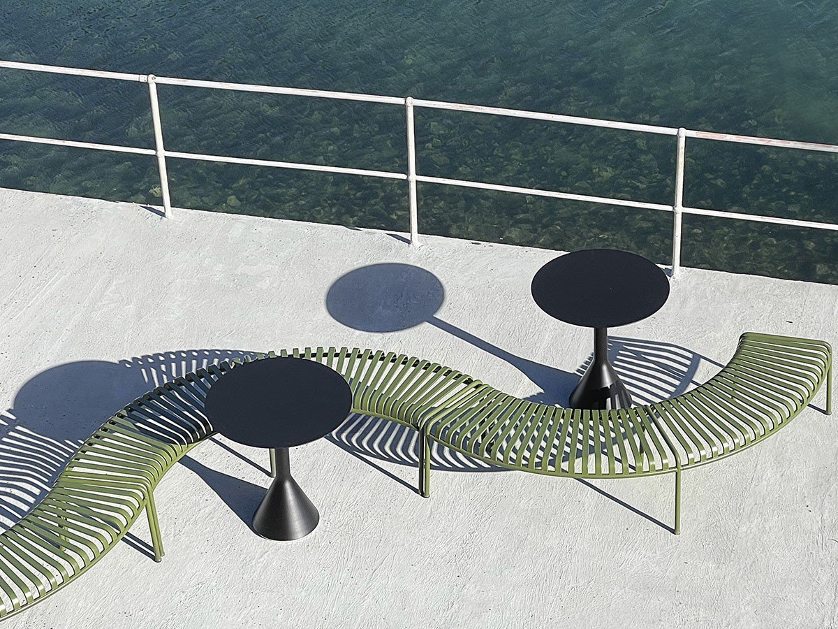 【ヘイ/HAY / GOODS】のPALISSADE CONE TABLE / パリセイド コーンテーブル Φ70 インテリア・キッズ・メンズ・レディースファッション・服の通販 founy(ファニー) 　エレガント 上品　Elegant　コレクション　Collection, Seasonal Line　コンパクト　Compact, Small Size　テーブル　Table, Dining Table　フランス　France, French　ラウンド　Round, Round Neck　ホーム・キャンプ・アウトドア・お取り寄せ　Home Living / Home & Lifestyle / Camping Gear / Outdoor Camping　家具・インテリア　Home Furniture & Interior. Stylish & Functional Living Spaces　テーブル　Dining, Coffee & Side Tables　カフェテーブル・丸型テーブル　Cafe & Bistro Tables　参考商品|ID: prp329100004924277 ipo3291000000036949469