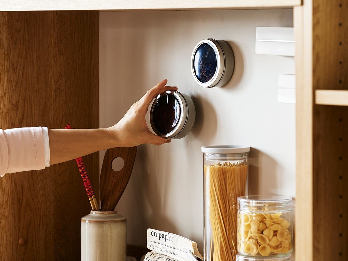 【ノル/NOR / CRASH GATE / GOODS】のCITRUS DINING BOARD / シトラス ダイニングボード 幅140cm インテリア・キッズ・メンズ・レディースファッション・服の通販 founy(ファニー) 　マグネット　Magnet, Magnetic Closure　モダン　Modern, Contemporary　ホーム・キャンプ・アウトドア・お取り寄せ　Home Living / Home & Lifestyle / Camping Gear / Outdoor Camping　キッチン・ダイニング　Kitchen & Dining Essentials. Stylish & Functional Tableware　キッチン収納　Kitchen Storage　キッチン収納・食器棚・レンジ台　Kitchen Cabinet　ホーム・キャンプ・アウトドア・お取り寄せ　Home Living / Home & Lifestyle / Camping Gear / Outdoor Camping　キッチン・ダイニング　Kitchen & Dining Essentials. Stylish & Functional Tableware　キッチン家電・キッチン用品　Kitchen Appliances & Tools　マグカップ・カップ&ソーサー・陶器食器　Mugs / Cups and Saucers / Ceramic Drinkware　カウンター部のホワイトバックパネルはマグネット仕様で、市販のマグネットパーツを使って自由にカスタマイ|ID: prp329100004925441 ipo3291000000036960721