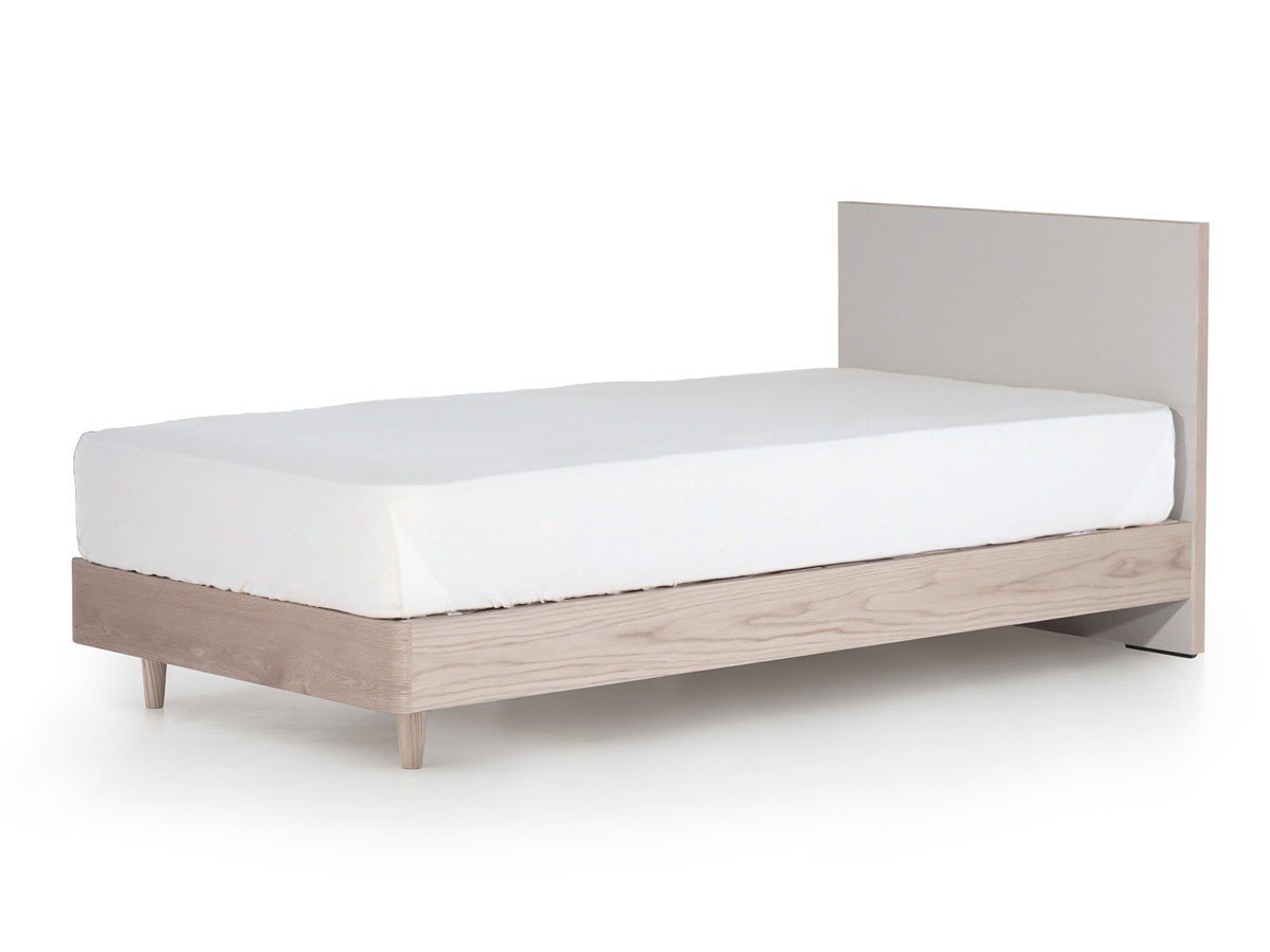 【フライミー ヴェール/FLYMEe vert / GOODS】のFLATS BED FRAME / フラッツ ベッドフレーム インテリア・キッズ・メンズ・レディースファッション・服の通販 founy(ファニー) 　ダブル　Double, Double-Breasted　フレーム　Frame, Outline　ホーム・キャンプ・アウトドア・お取り寄せ　Home Living / Home & Lifestyle / Camping Gear / Outdoor Camping　家具・インテリア　Home Furniture & Interior. Stylish & Functional Living Spaces　ベッド　Modern Beds for Every Room　シングルベッド・1人用ベッド　Single Bed　ホーム・キャンプ・アウトドア・お取り寄せ　Home Living / Home & Lifestyle / Camping Gear / Outdoor Camping　家具・インテリア　Home Furniture & Interior. Stylish & Functional Living Spaces　ベッド　Modern Beds for Every Room　セミダブルベッド　Small Double Bed / Three-Quarter Bed　ホーム・キャンプ・アウトドア・お取り寄せ　Home Living / Home & Lifestyle / Camping Gear / Outdoor Camping　家具・インテリア　Home Furniture & Interior. Stylish & Functional Living Spaces　ベッド　Modern Beds for Every Room　ダブルベッド・2人用ベッド　Double Bed / Full Size Bed　ホーム・キャンプ・アウトドア・お取り寄せ　Home Living / Home & Lifestyle / Camping Gear / Outdoor Camping　家具・インテリア　Home Furniture & Interior. Stylish & Functional Living Spaces　ベッド　Modern Beds for Every Room　本体オーク / ホワイト(ウレタン塗装)、ヘッドボードベージュ、サイズ:シングル|ID: prp329100004927337 ipo3291000000036972297